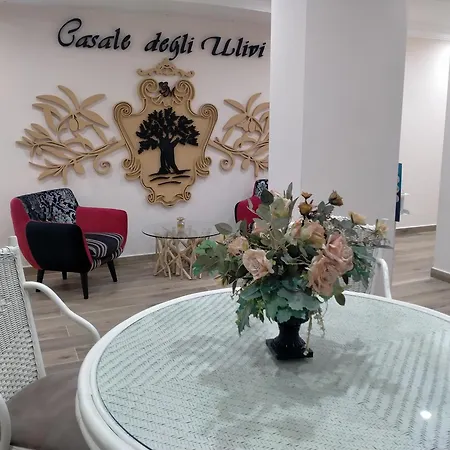 Casale Degli Ulivi 住宿加早餐酒店 4*