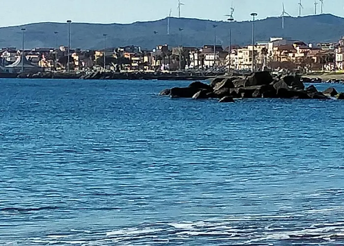 Casale Degli Ulivi 住宿加早餐酒店 Cirò Marina